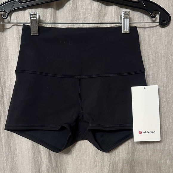 Lululemon 2” Wunder Under Black Athletic Shorts - Picture 3 of 3